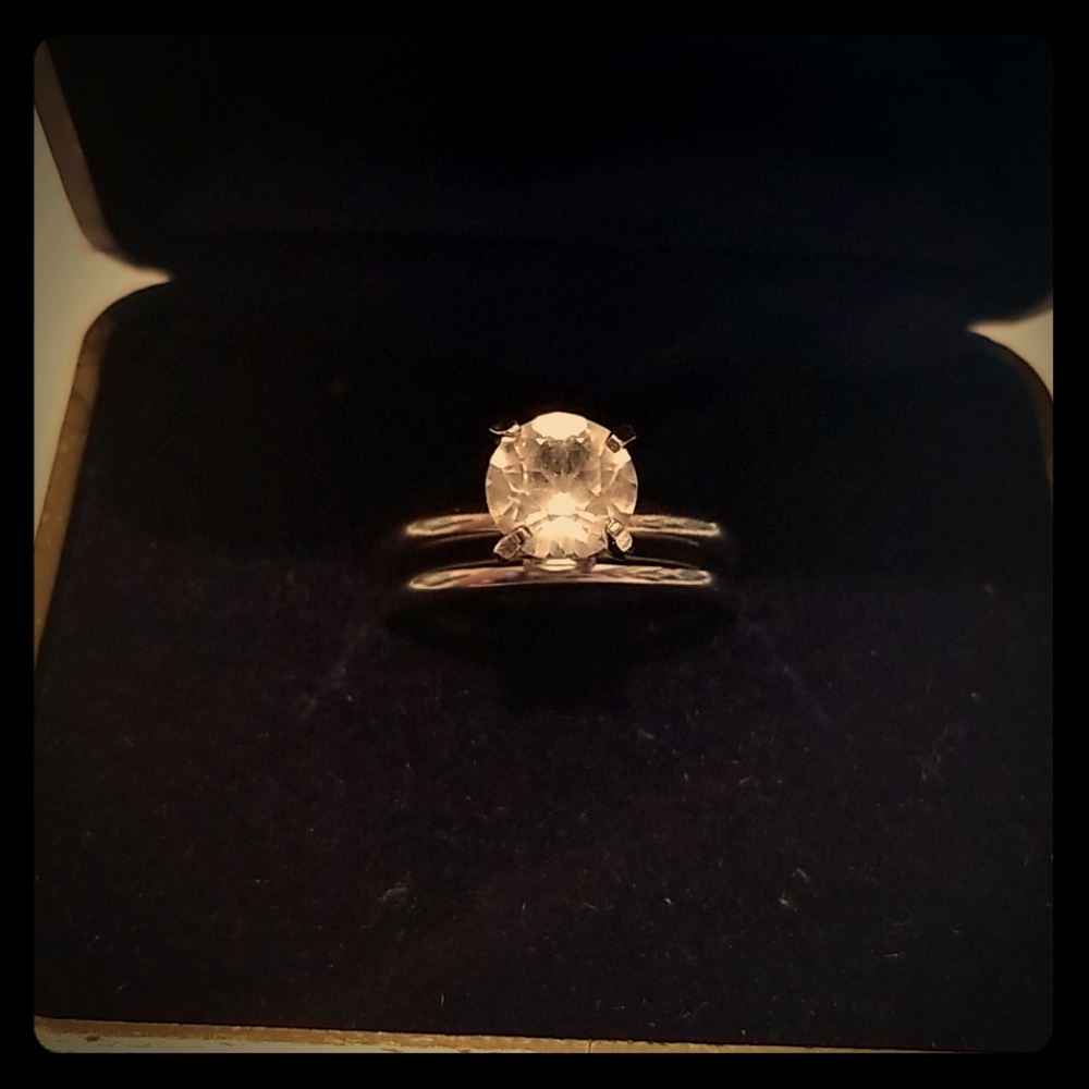 Cz wedding band and engagement ring 💍
